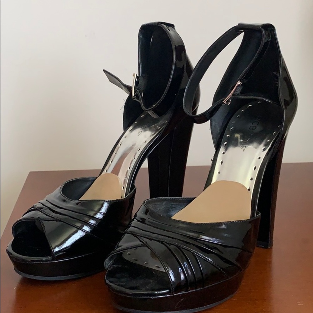 WOMANS SIZE 10 HEELS